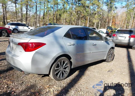 2017 Toyota Corolla Xse z USA, uszkodzony, nr VIN 2T1BURHE8HC813105